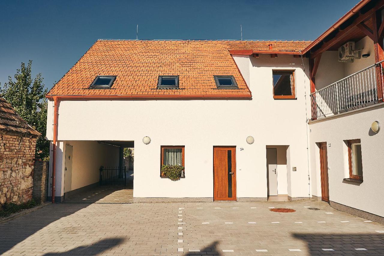 Apartman Newstalgie Mikulov Exteriör bild