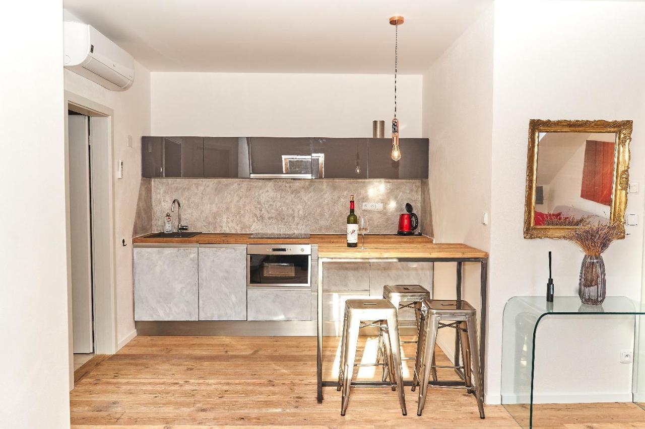 Apartman Newstalgie Mikulov Exteriör bild