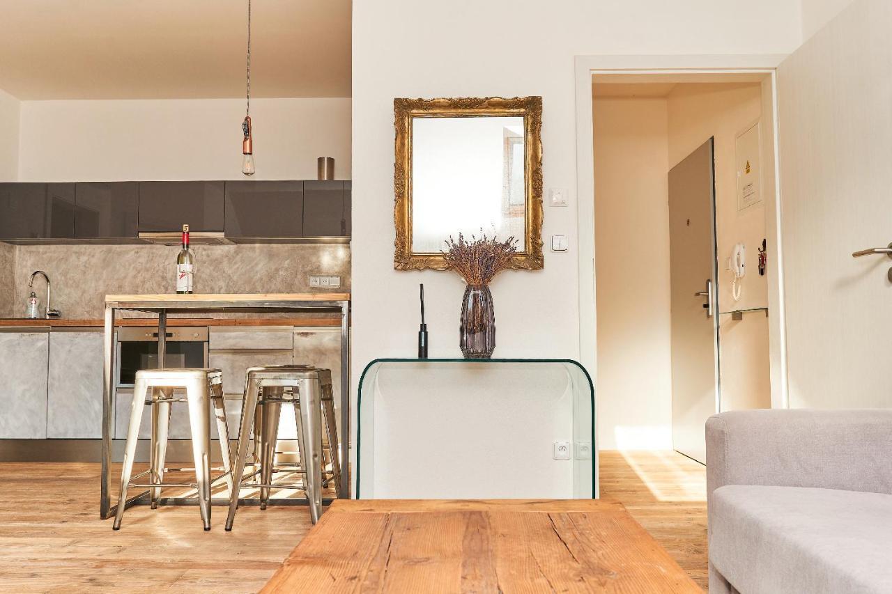 Apartman Newstalgie Mikulov Exteriör bild